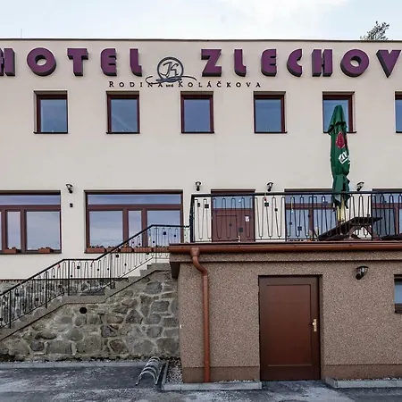 酒店 Zlechov