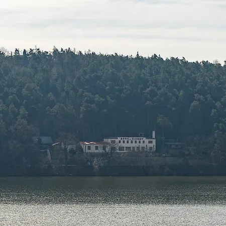 Hotel Zlechov *