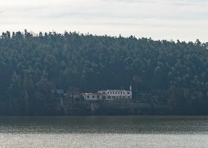 Hotel Zlechov *